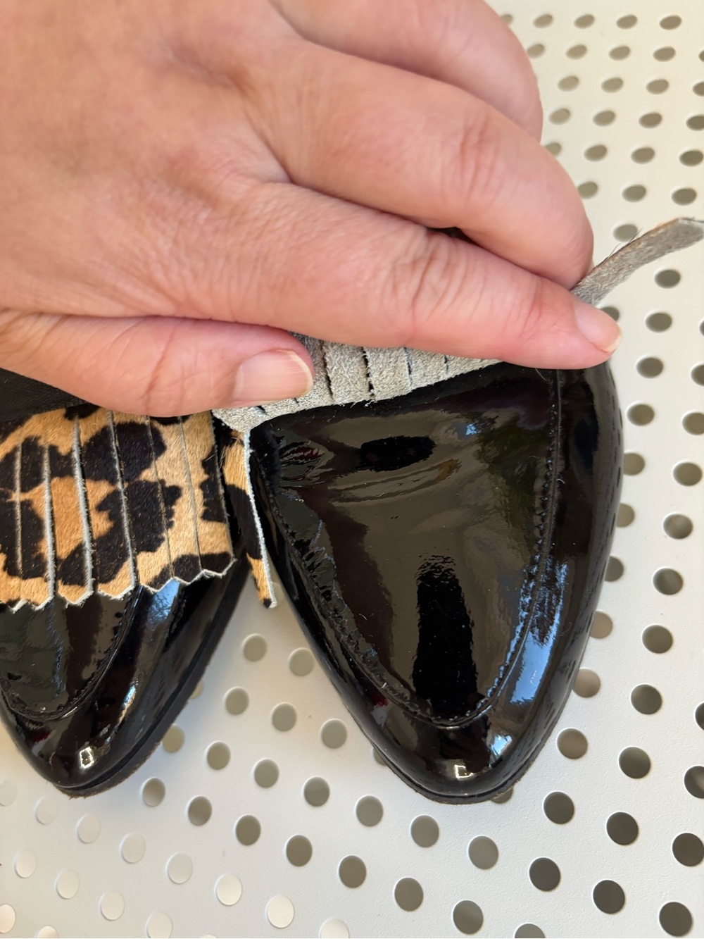 SOLD Kate Spade Trophy Leopard Calf Hair Patent Leather Kiltie Loafers - Size 6M - Picture 10 of 13